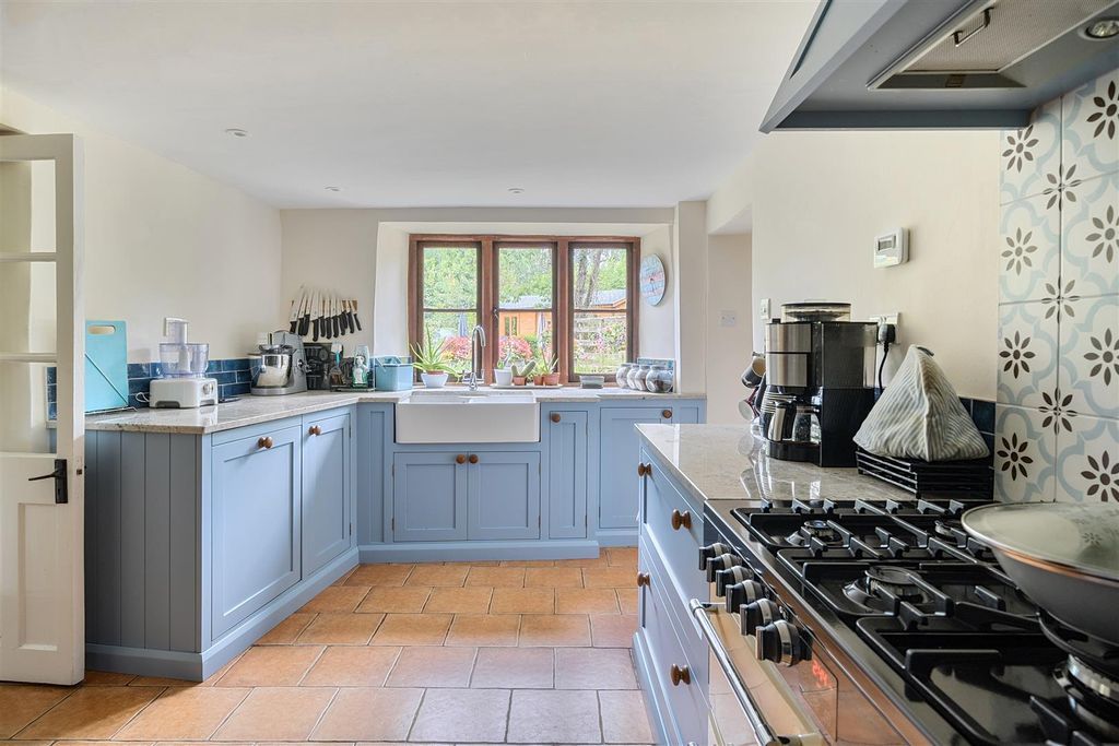 Property photo 2 of 23 1342797-7-68A7555E6A7A9.Jpg