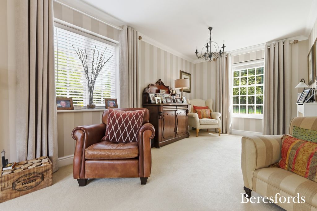 Additional image 4 of 5 bed detached house for saleCuckoo Way, Great Notley CM77