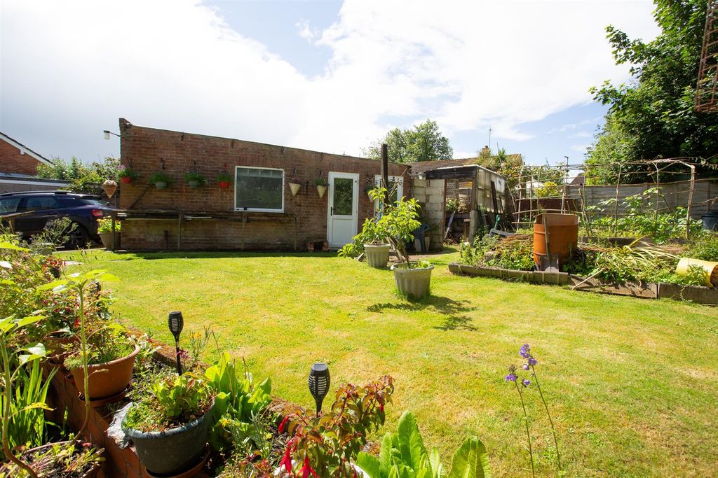 Property photo 2 of 16 Derb8822.Jpg