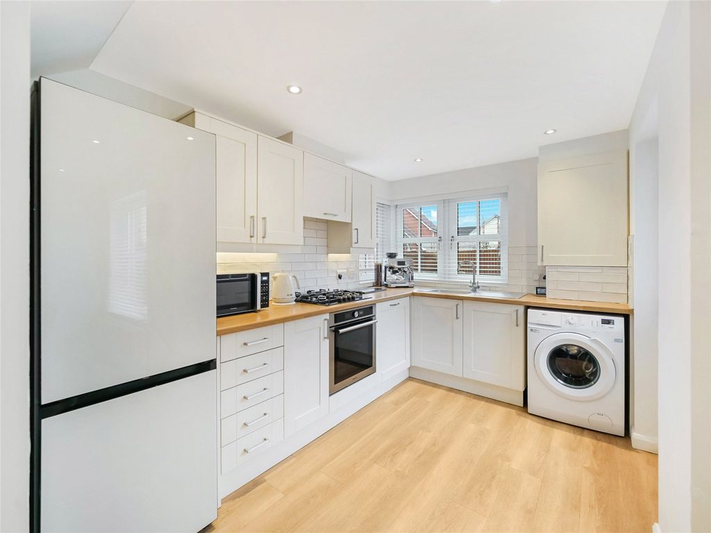 Property photo 3 of 16 Picture No. 05