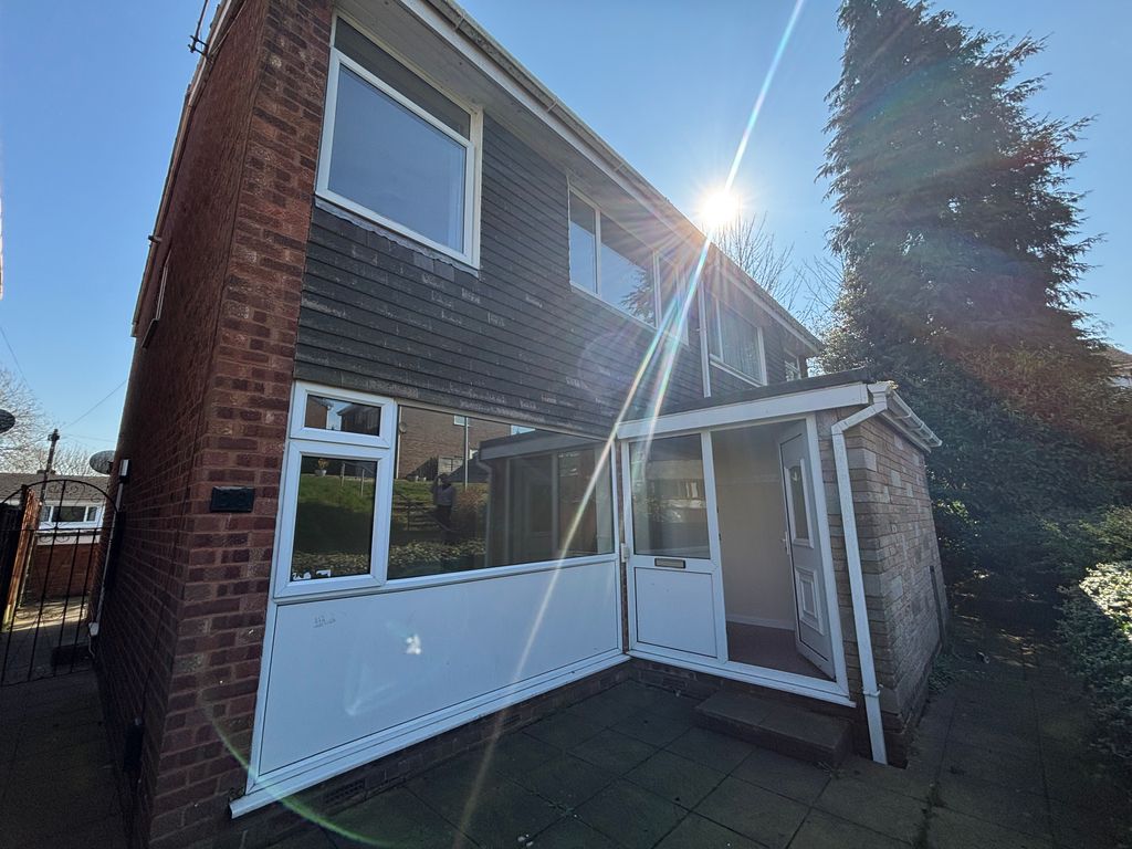 Property photo 2 of 14 Image