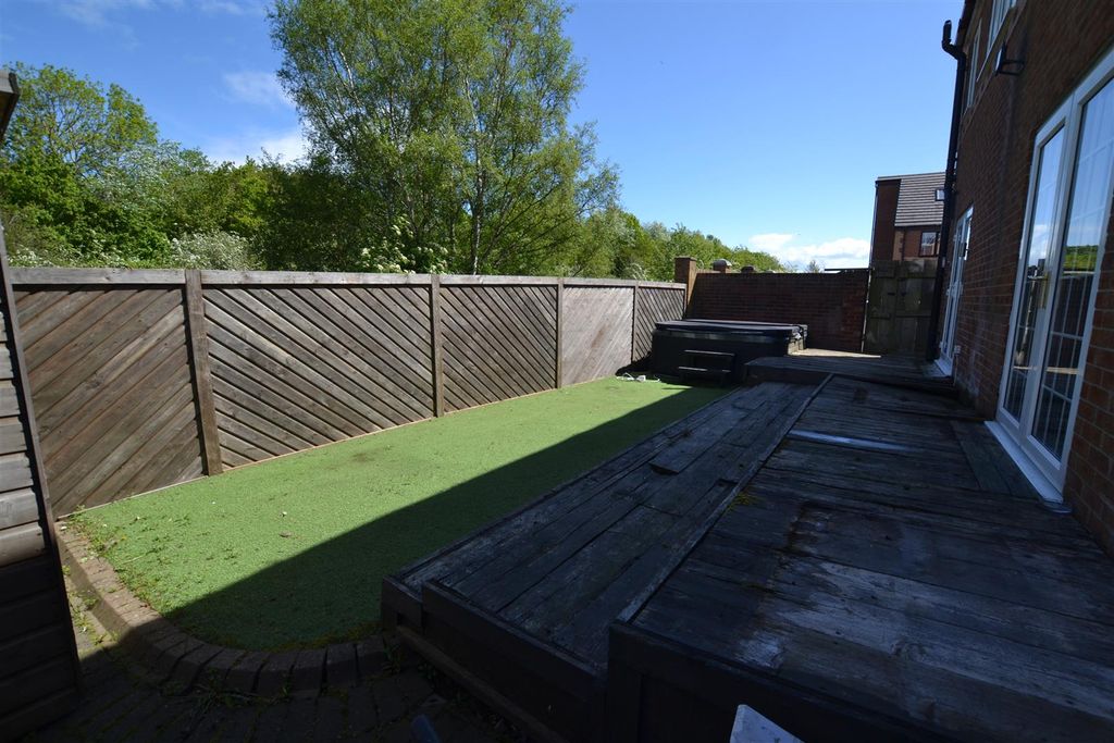 Additional image 19 of 6 bed detached house for saleParklands Court, Gateshead NE10