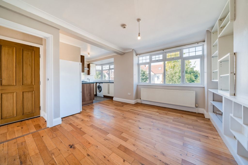 Property photo 1 of 7 1036893 (3)