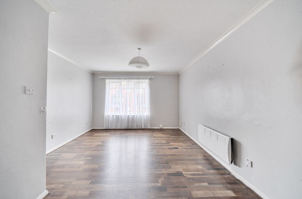 Property photo 2 of 15 Picture No. 09