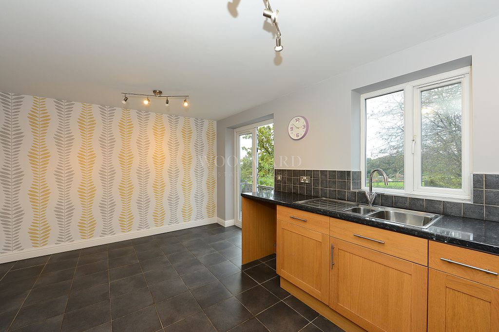 Property photo 3 of 12 Kitchen/Dining Room