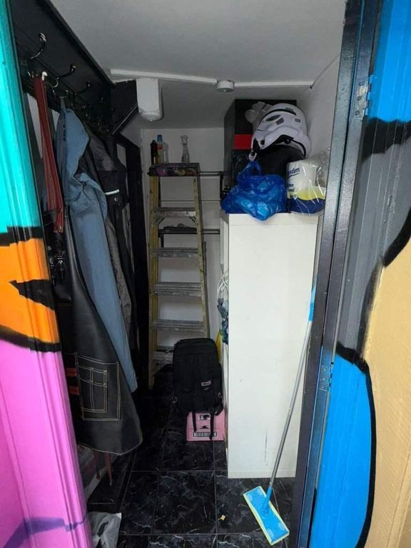 Property photo 3 of 8 Photo 3