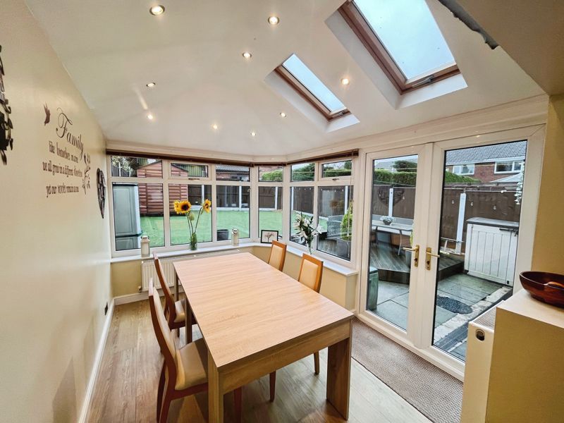 Property photo 3 of 18 Dining Room