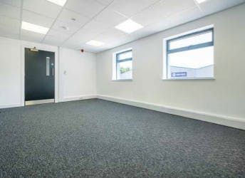 Property photo 3 of 5 Unit 3, Bicester Road Industrial Estate