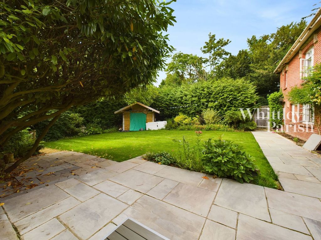 Property photo 2 of 23