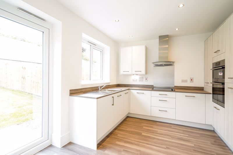 Property photo 2 of 28 Photo 23