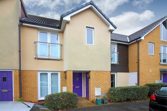 Property photo 1 of 9 Front