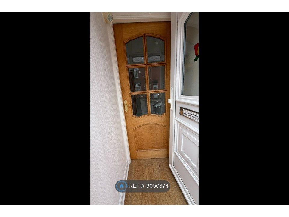 Property photo 2 of 26