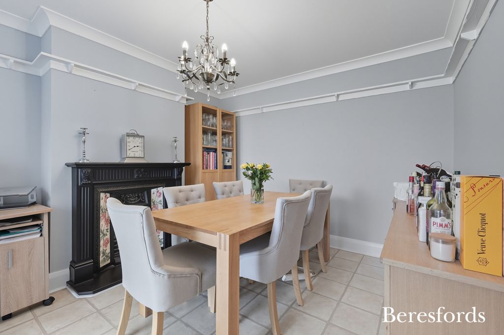 Property photo 3 of 50 Picture No. 67