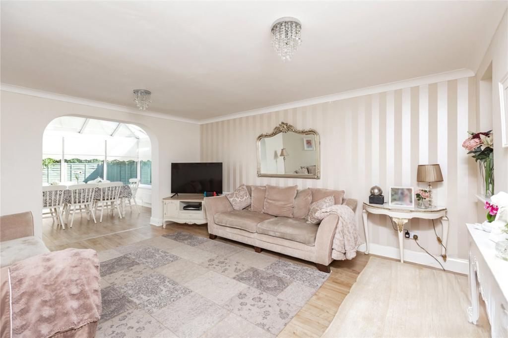 Property photo 3 of 15 4338725