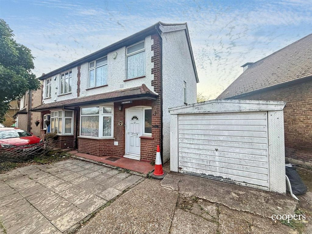 Property photo 1 of 10 External