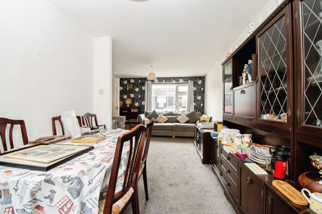 Property photo 3 of 23