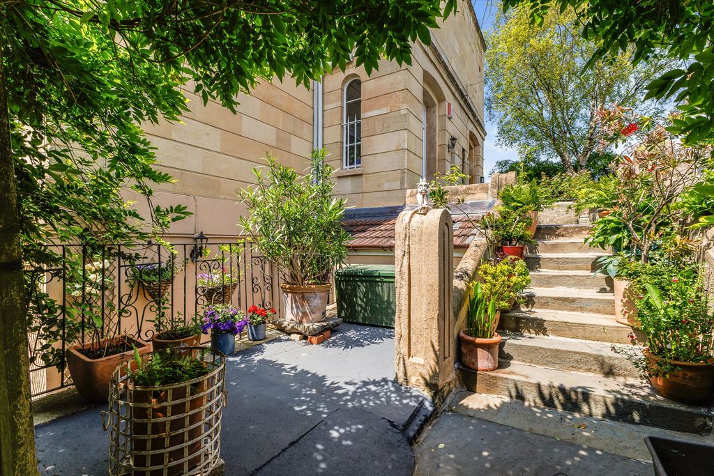 Additional image 17 of 7 bed semi-detached house for saleBurlington Road, Bristol BS6.