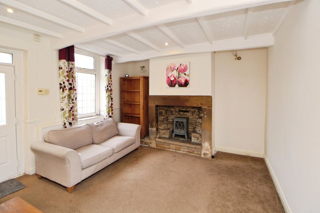 Property photo 2 of 7 Picture No. 23