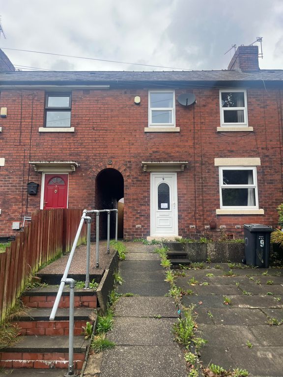 Property photo 1 of 11