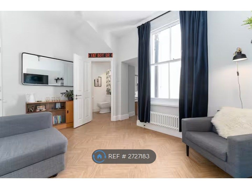 Property photo 2 of 35