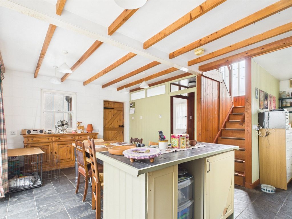 Property photo 3 of 16 Kitchen / Dining