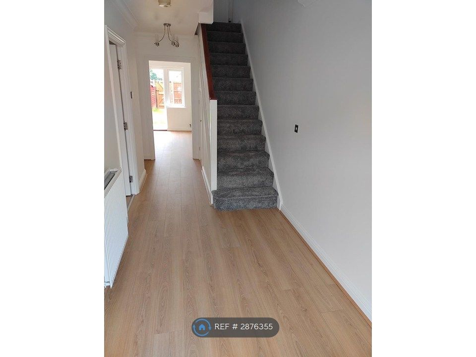 Property photo 1 of 32 Downstairs Hall