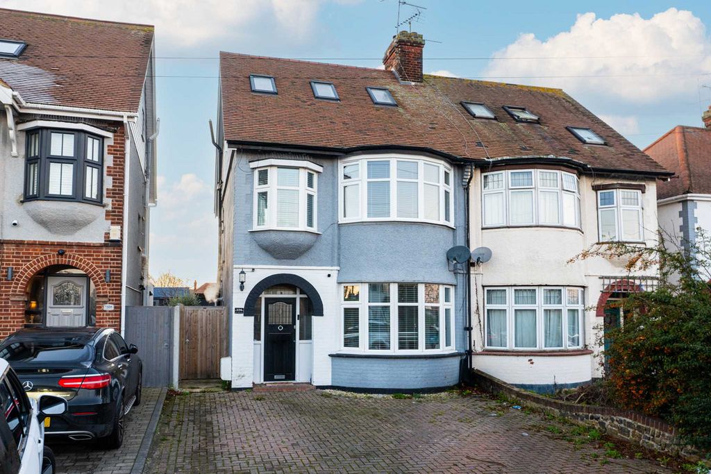 Property photo 1 of 23