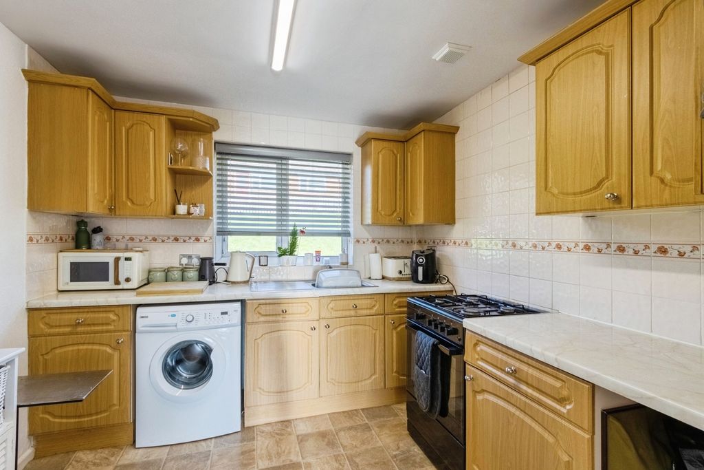 Property photo 3 of 22 Pbox-Img.Jpg