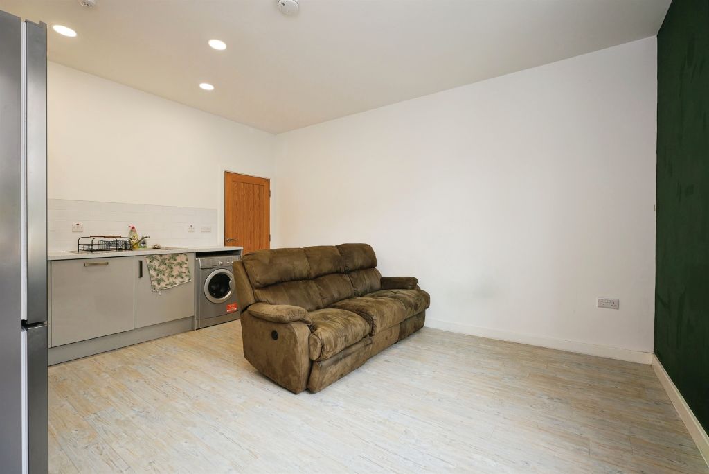 Additional image 7 of 2 bed flat for saleBalmoral Place, Halifax HX1