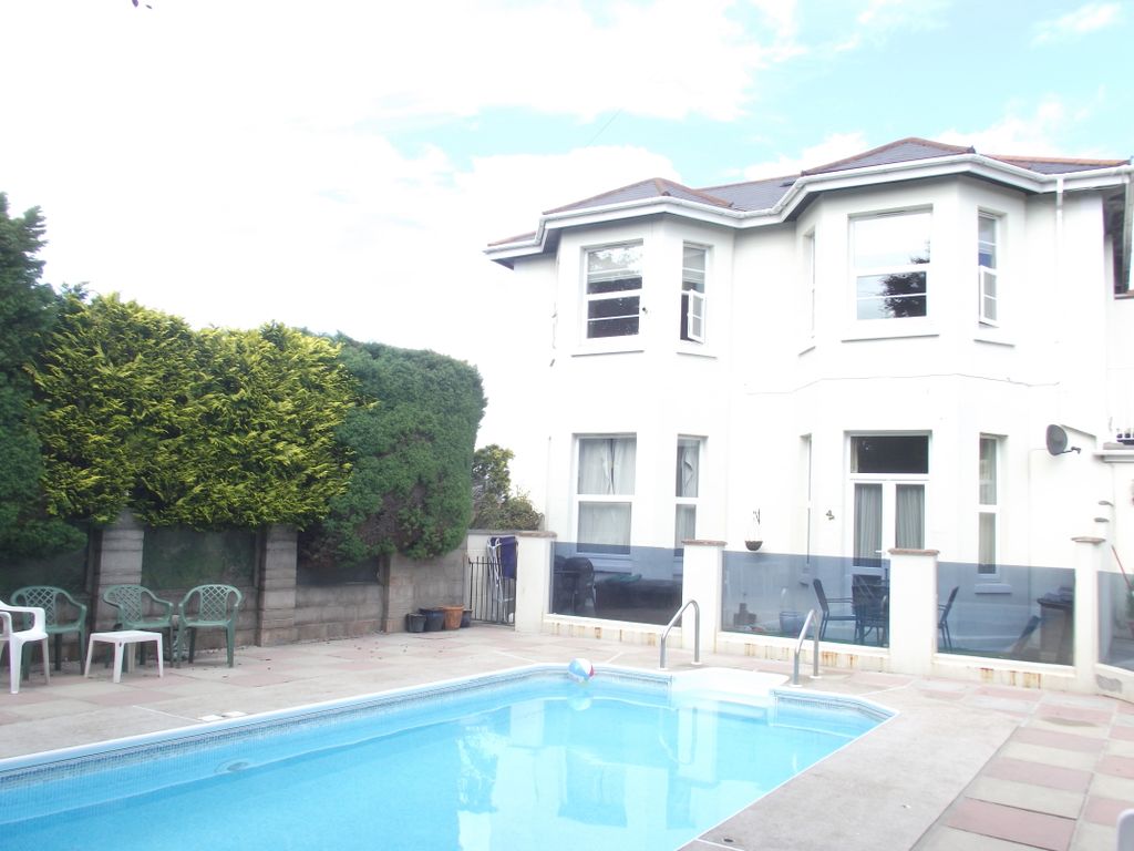Property photo 1 of 1