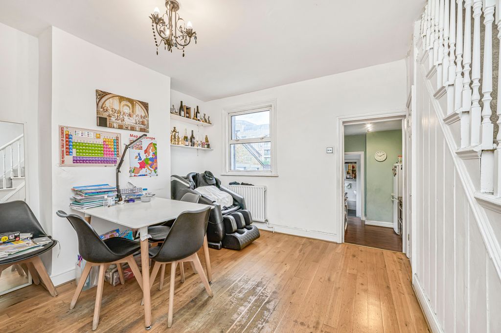 Property photo 2 of 6 Picture No. 06