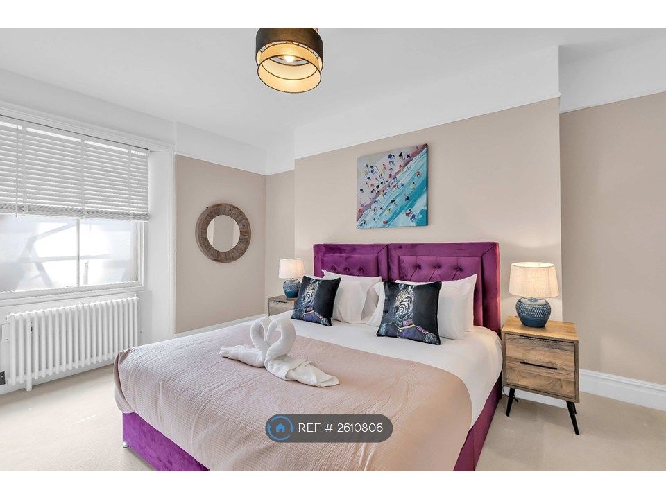 Property photo 3 of 12 Bedroom 1