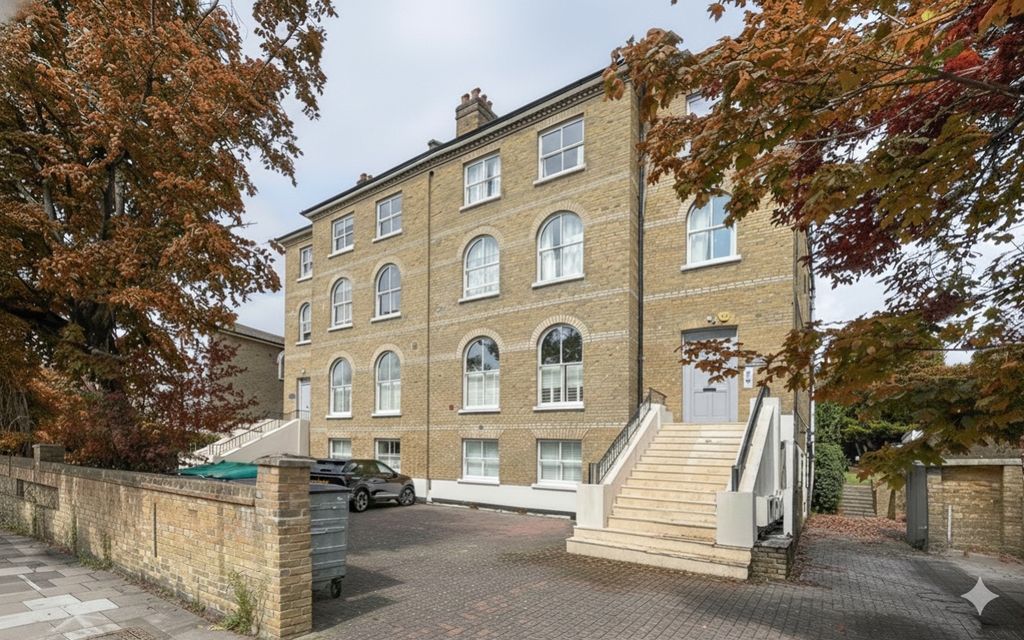 Property photo 1 of 8 Img_6905