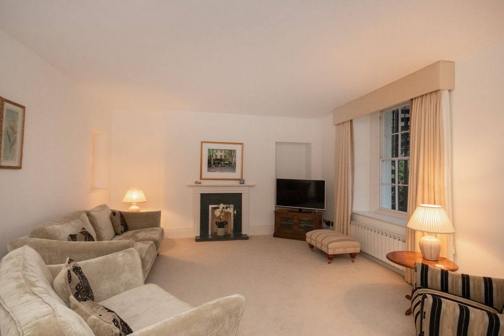 Additional image 40 of 7 bed detached house for saleL'hyvreuse, Cambridge Park, St. Peter Port, Guernsey GY1