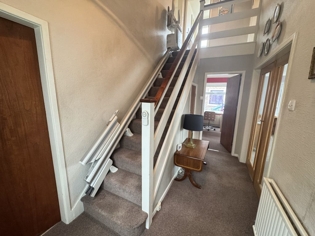 Property photo 3 of 20