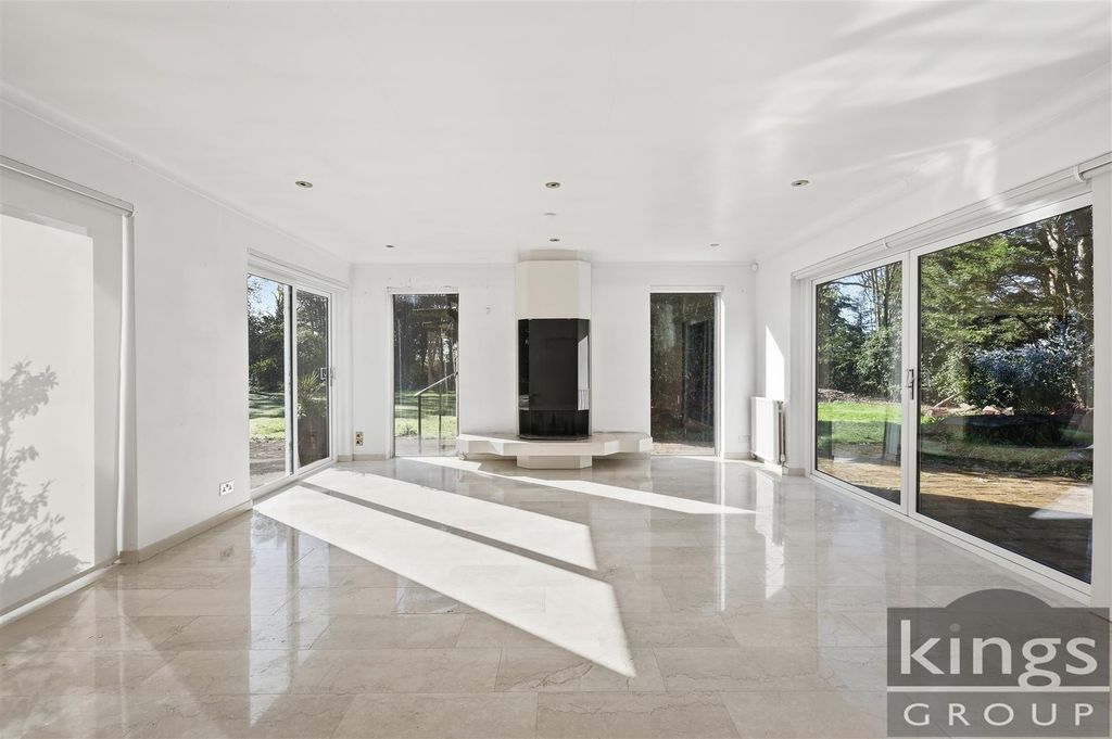 Additional image 4 of 6 bed detached house for saleHarlow Common, Harlow CM17