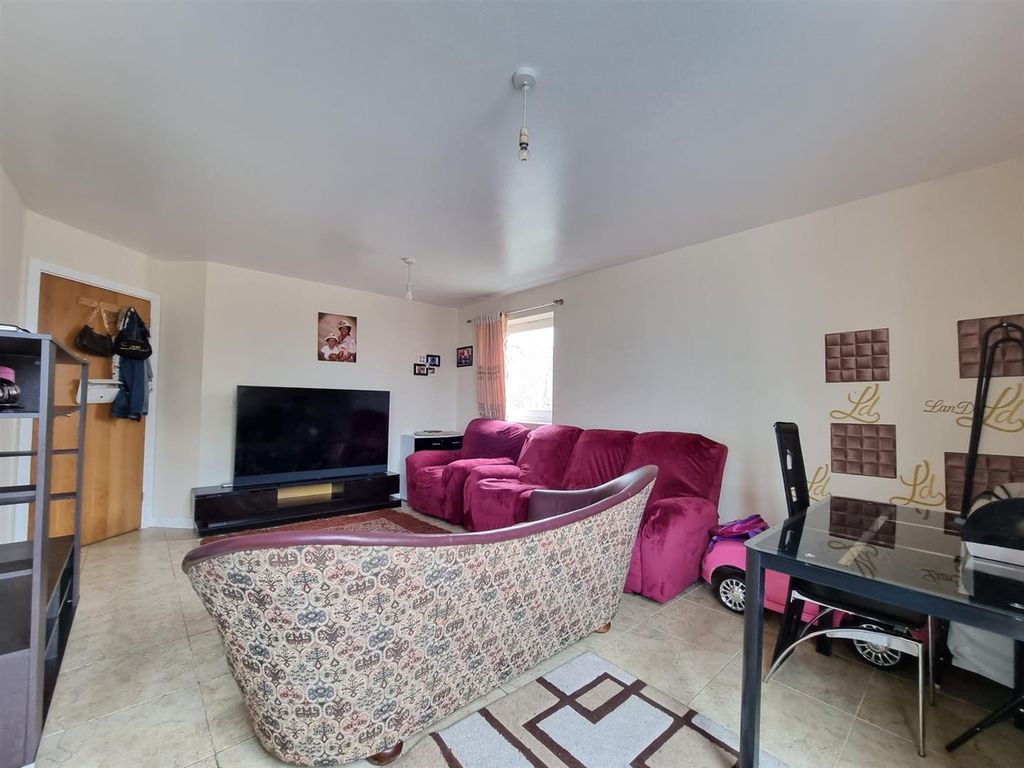 Property photo 3 of 11 Whatsapp Image 2023-02-06 At 12.19.12 (2).Jpeg