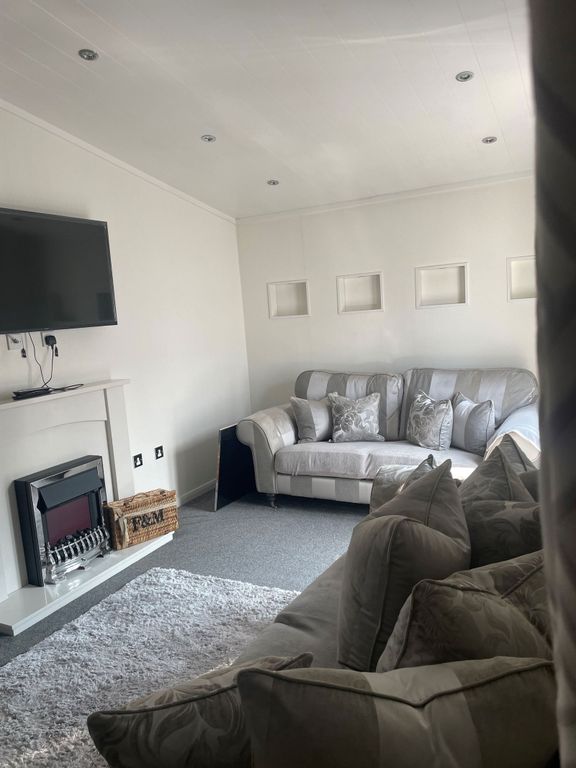 Property photo 2 of 3