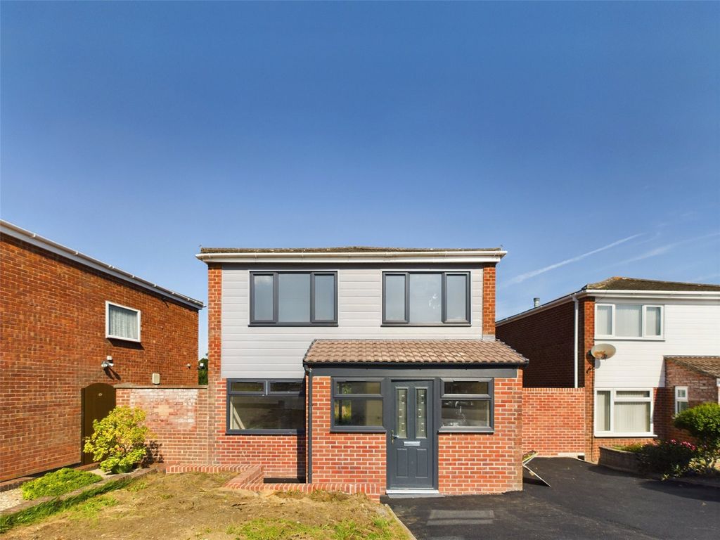 Property photo 1 of 19 Picture No. 02