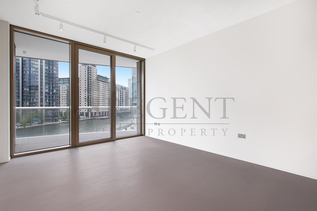 Property photo 2 of 13 Reception