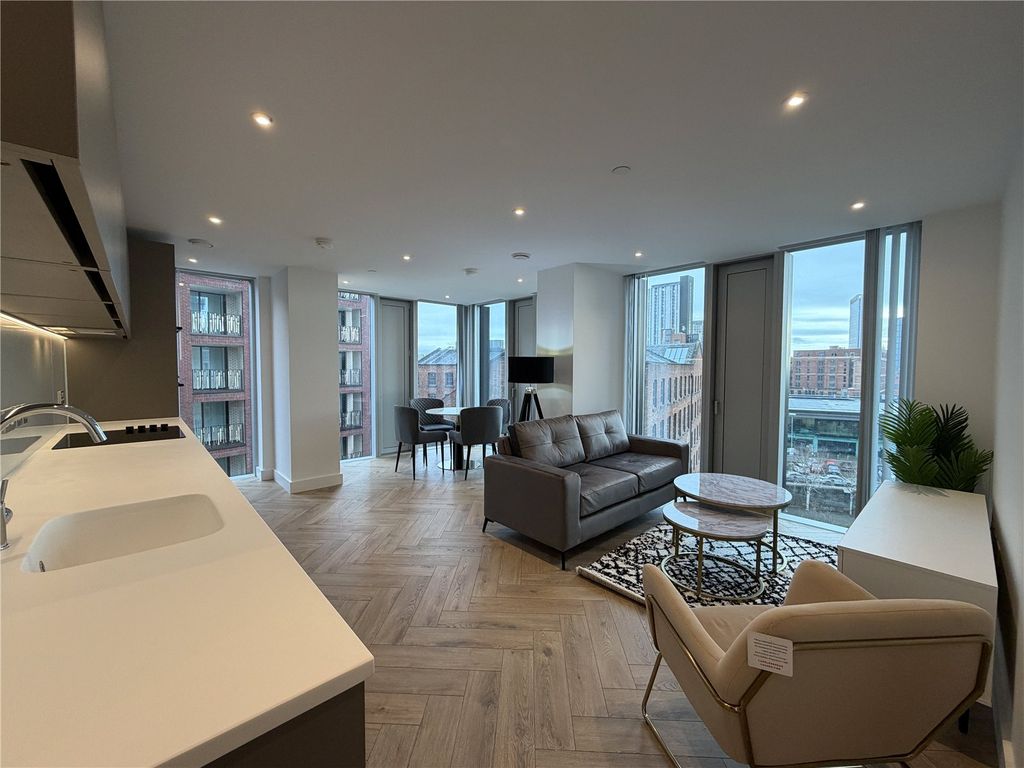 Property photo 2 of 24 Picture No. 06