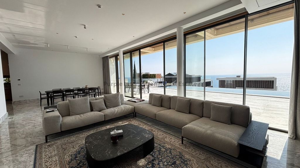 Property photo 2 of 50