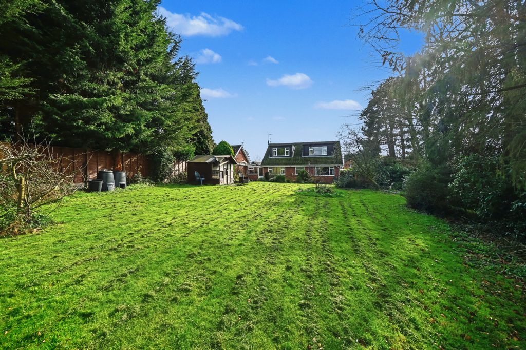 Property photo 2 of 25