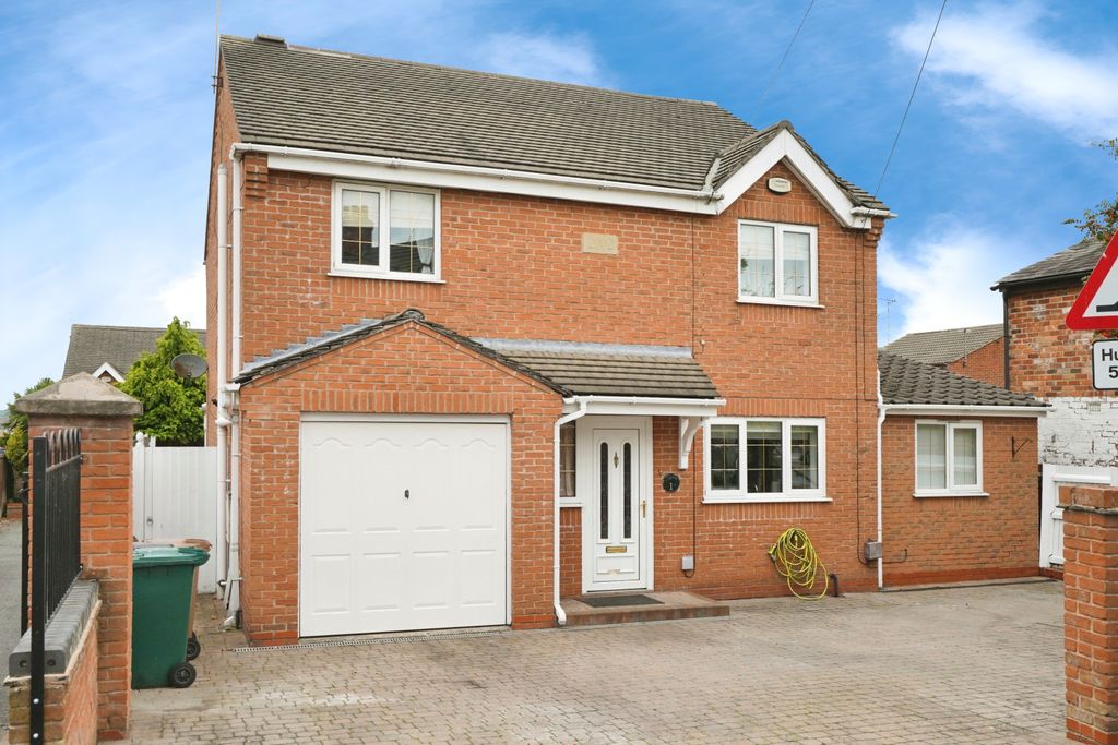 Property photo 1 of 15