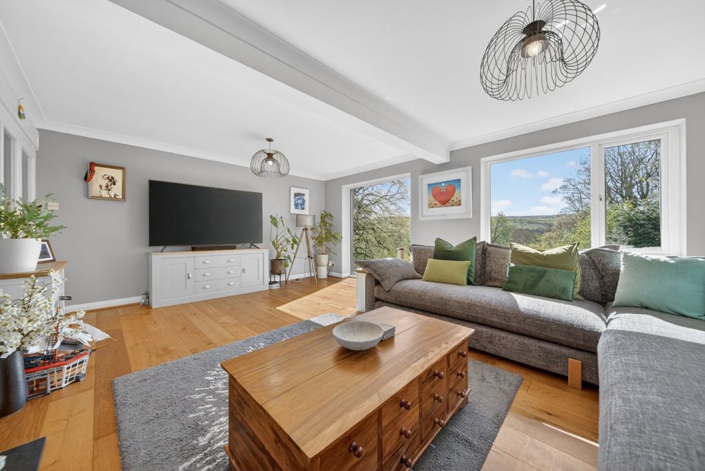 Property photo 3 of 35 Picture No. 20