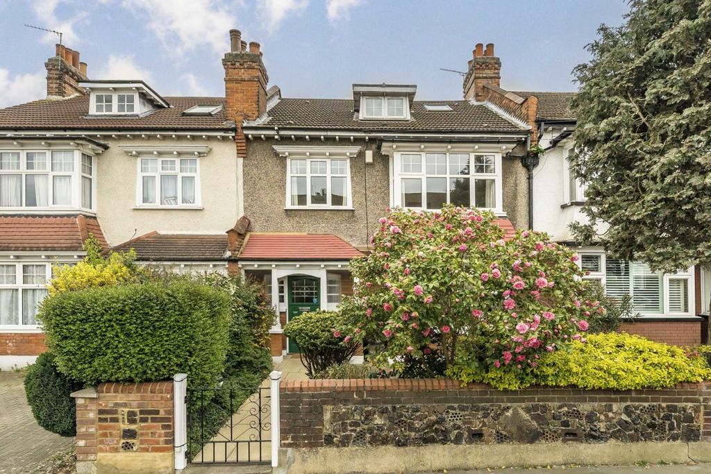 Property photo 1 of 9