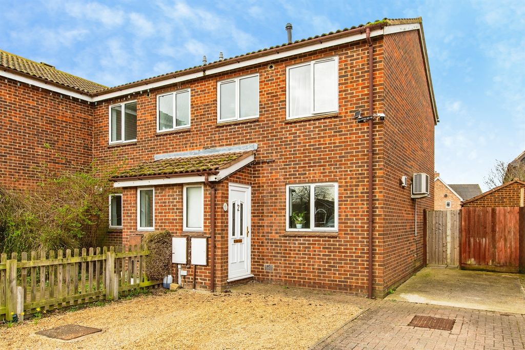 Property photo 1 of 12