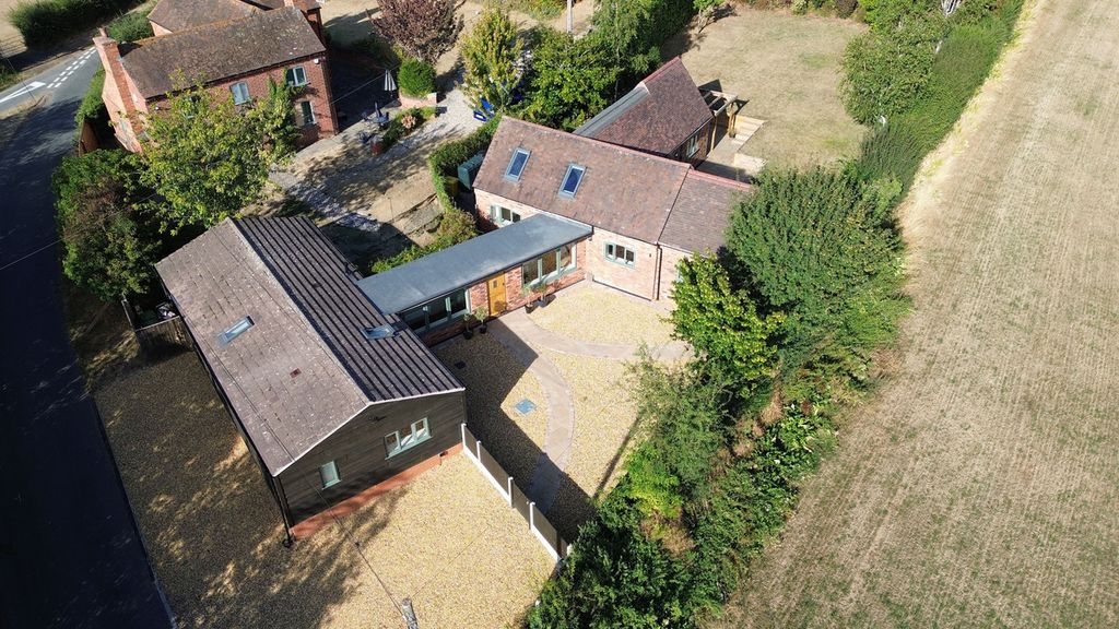 Property photo 3 of 29