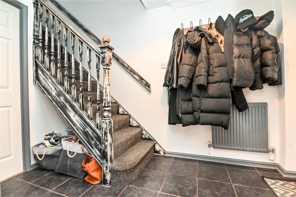 Property photo 3 of 15 Picture No. 04