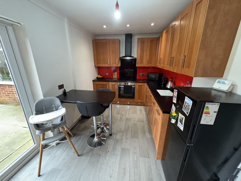 Property photo 3 of 15 Gallery